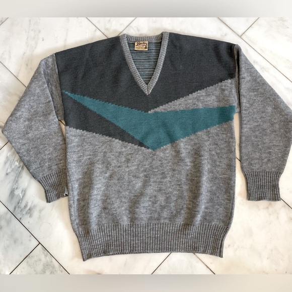 Vintage Zignature Australia Pure New Wool Size 20 men’s V-neck Sweater EUC - Picture 1 of 5